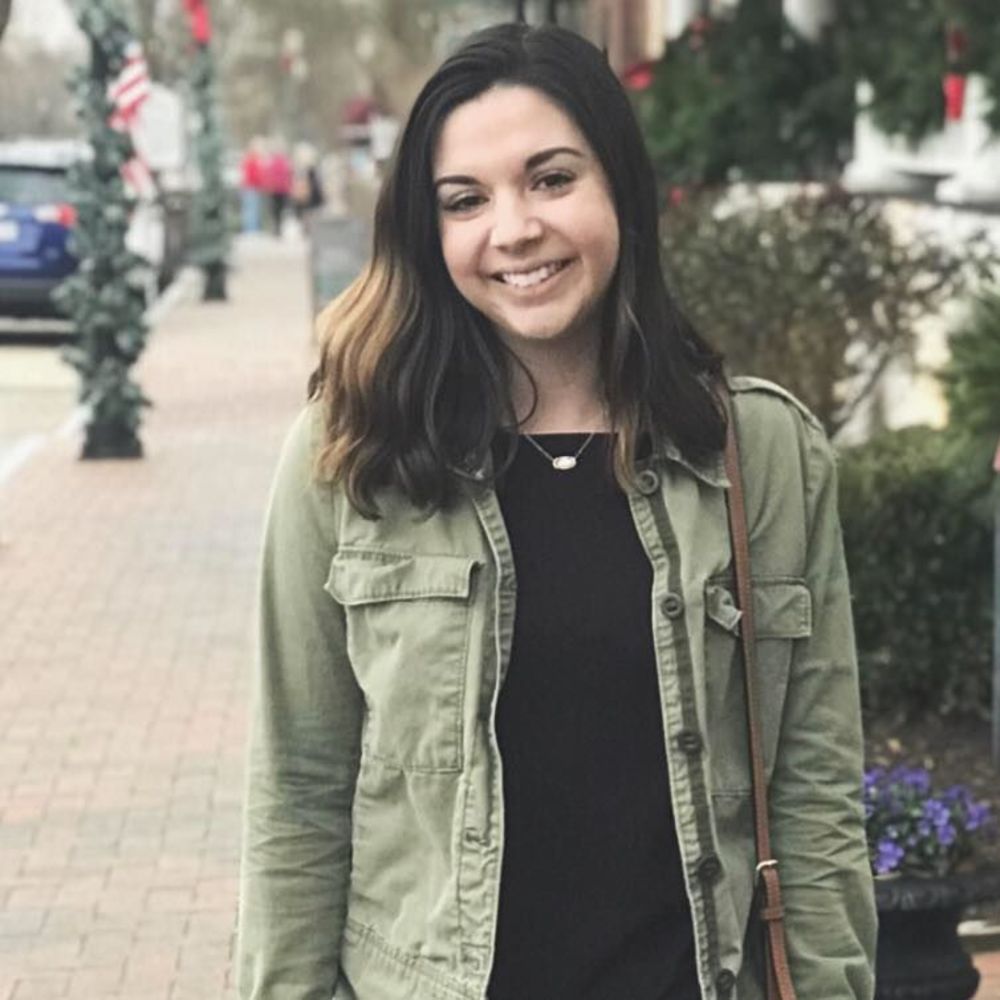 Meet your Posher, Hollyanne